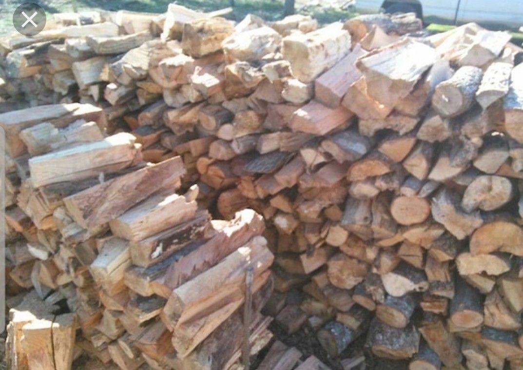 Fire wood. Full cords $250 - $350 delivered.