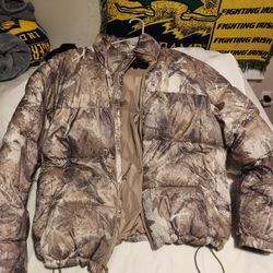 Small, Camo Puffer Jacket