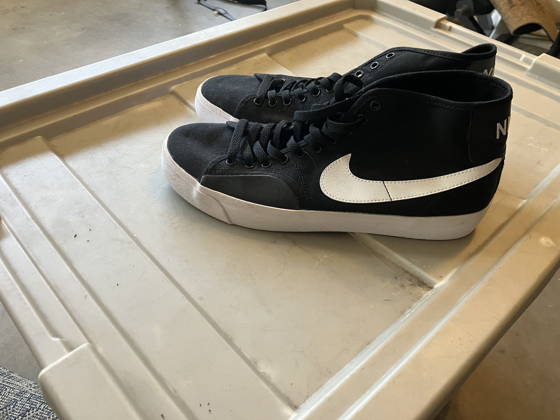 Nike Size 9