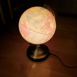Vintage Lighted World Globe Portable Desk Touch Lamp Underwriters Laboratories

