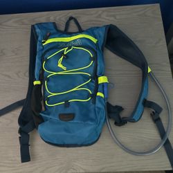 Zefal Outdoor Sport 2.0 Liter Smart Hydration Bag