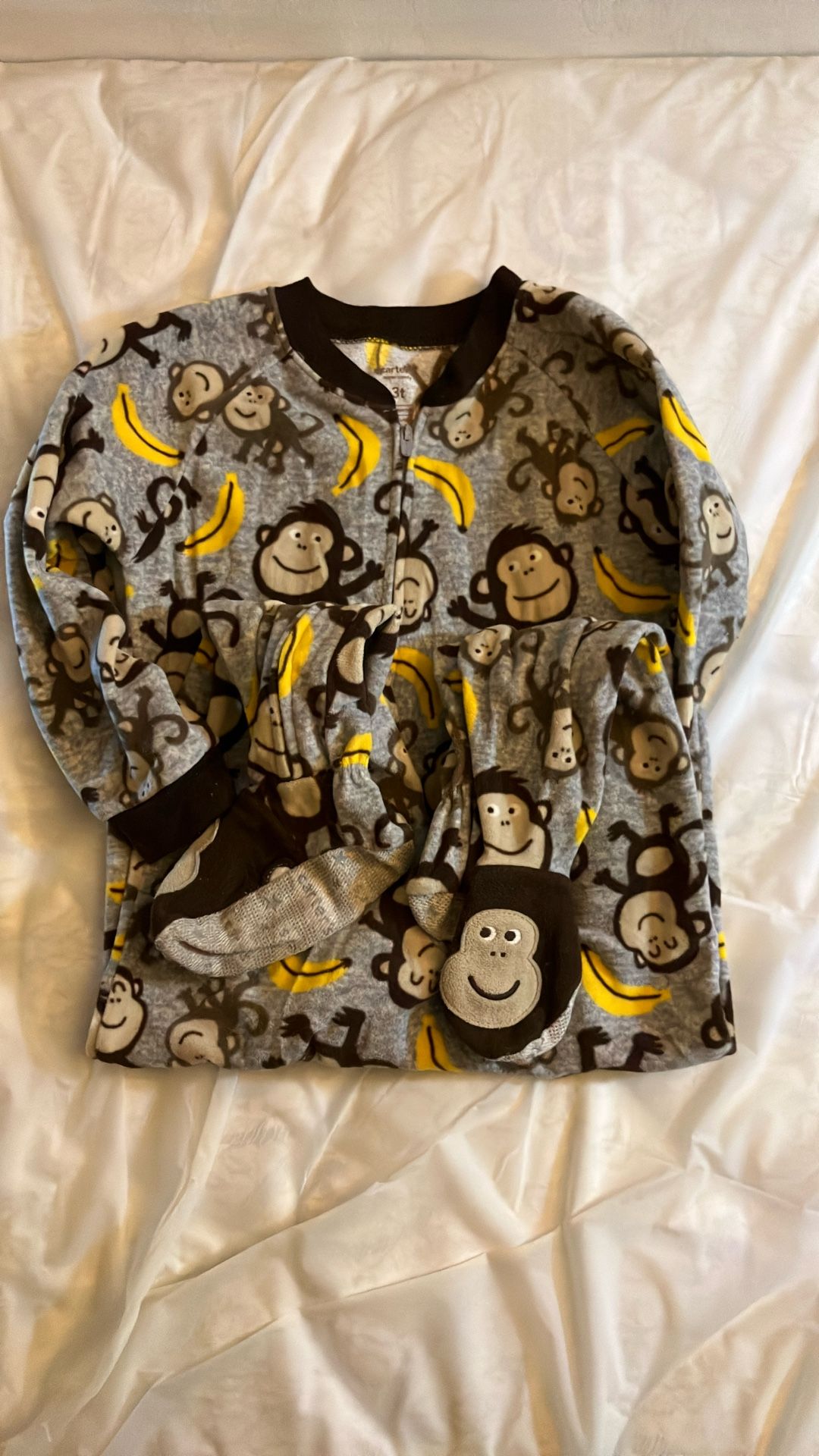 Monkeys! Excellent Baby Size 3t Fleece Footed Pj Pajamas red/ blk pl Easy pick up in Orange just off Chapman Ave and