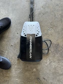 chamberlain garage door motor