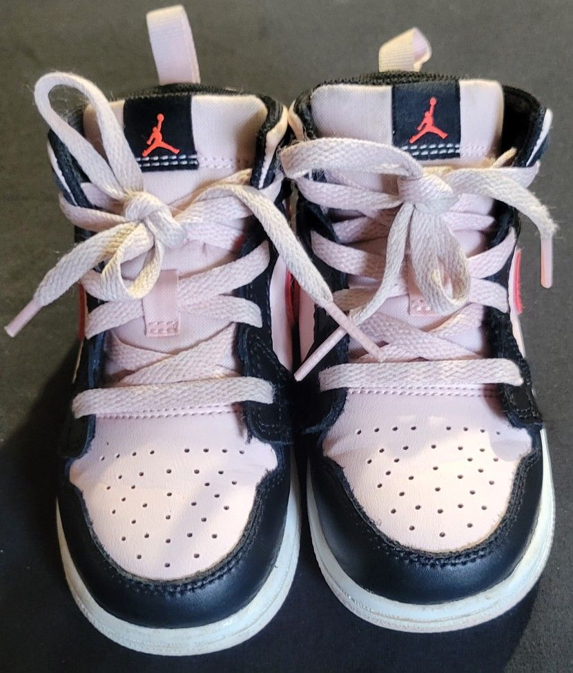 Nike Air  Jordan 1 Mid Toddler