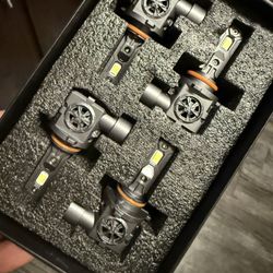 LED Bulbs lights White color Different models 9005/9006/H11/H8H9/H13/9007/9003 And more perfect brights and we have super brights and extreme brights 