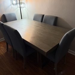 TABLE WITH 6 CHAIRS 