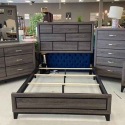 QUEEN 5PC BRAND NEW IN THE BOX 