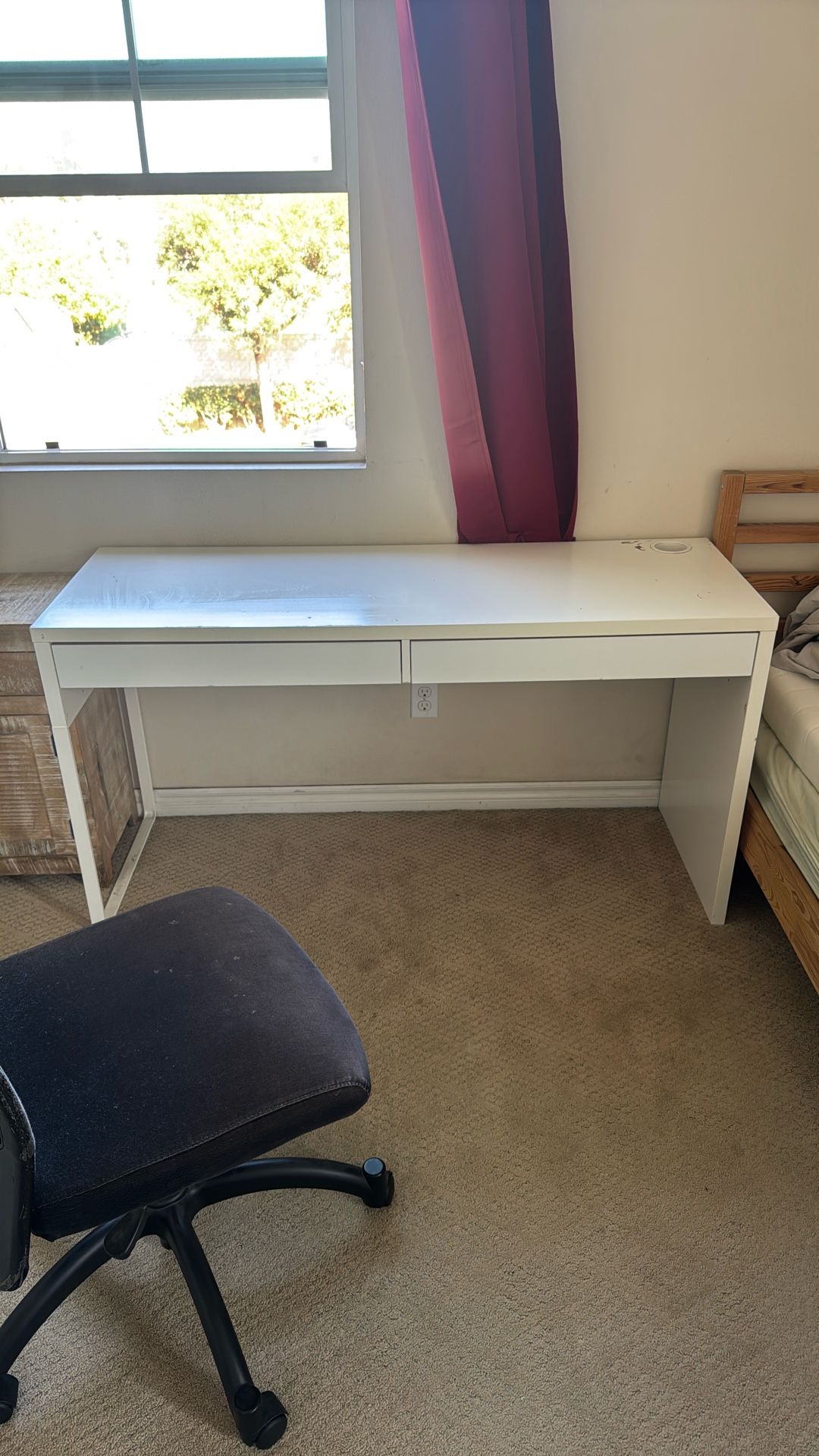 Micke Ikea Desk