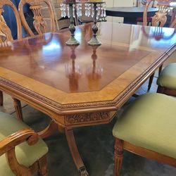 Beautiful Dining Table Set 6 Chairs OBO