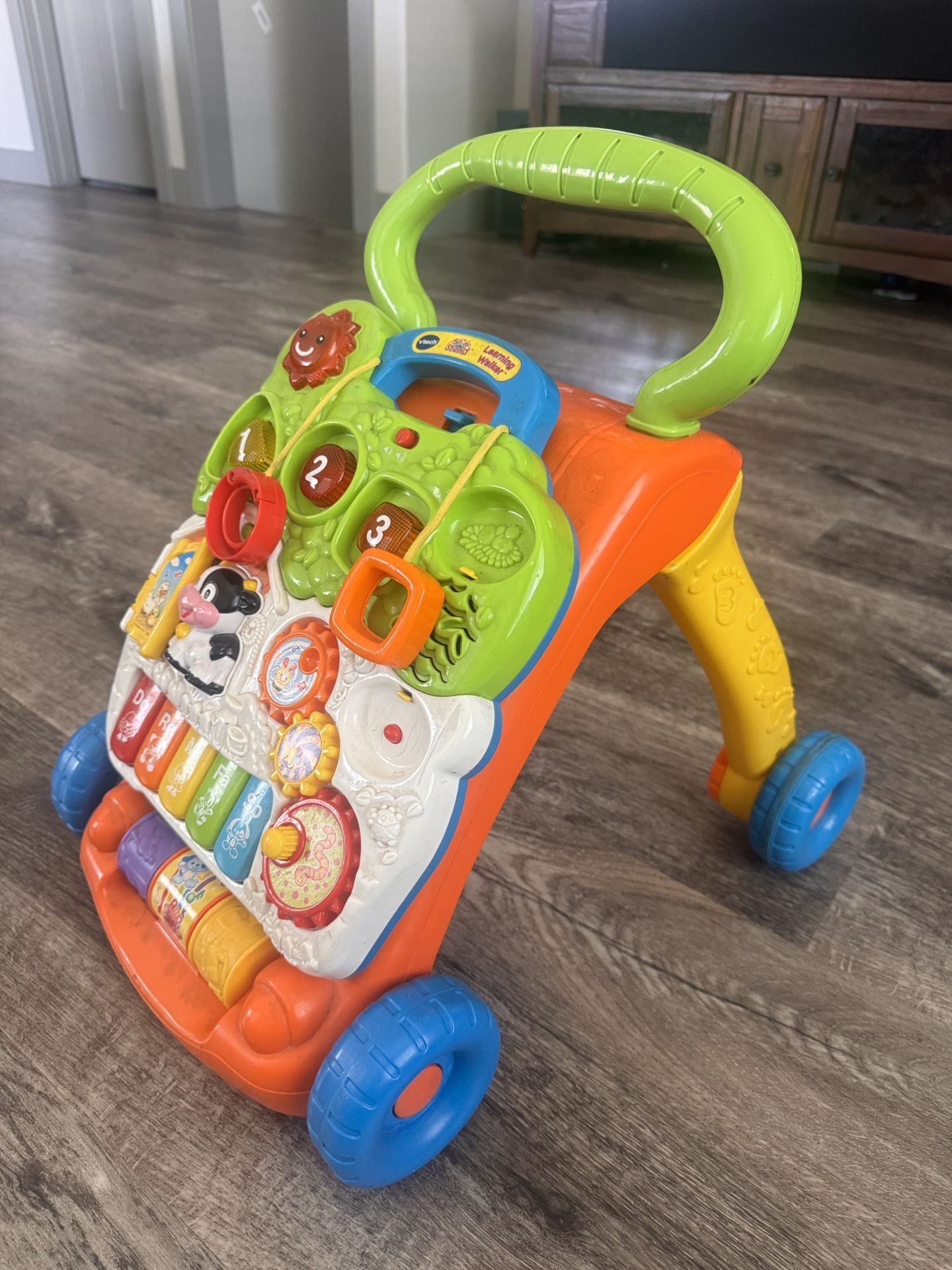 VTech Sit-to-Stand Learning Walker – Gently Used