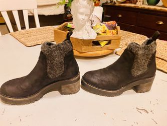 Ankle Crown Vintage boots