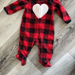 Baby Boy/girl Carter's Buffalo Plaid Heart Footed Pajamas