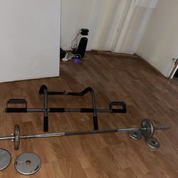 Weight Bar And Pull Up 
