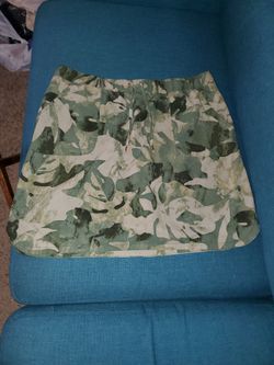 *NWOT* Chico's tropical print skort- size 12
