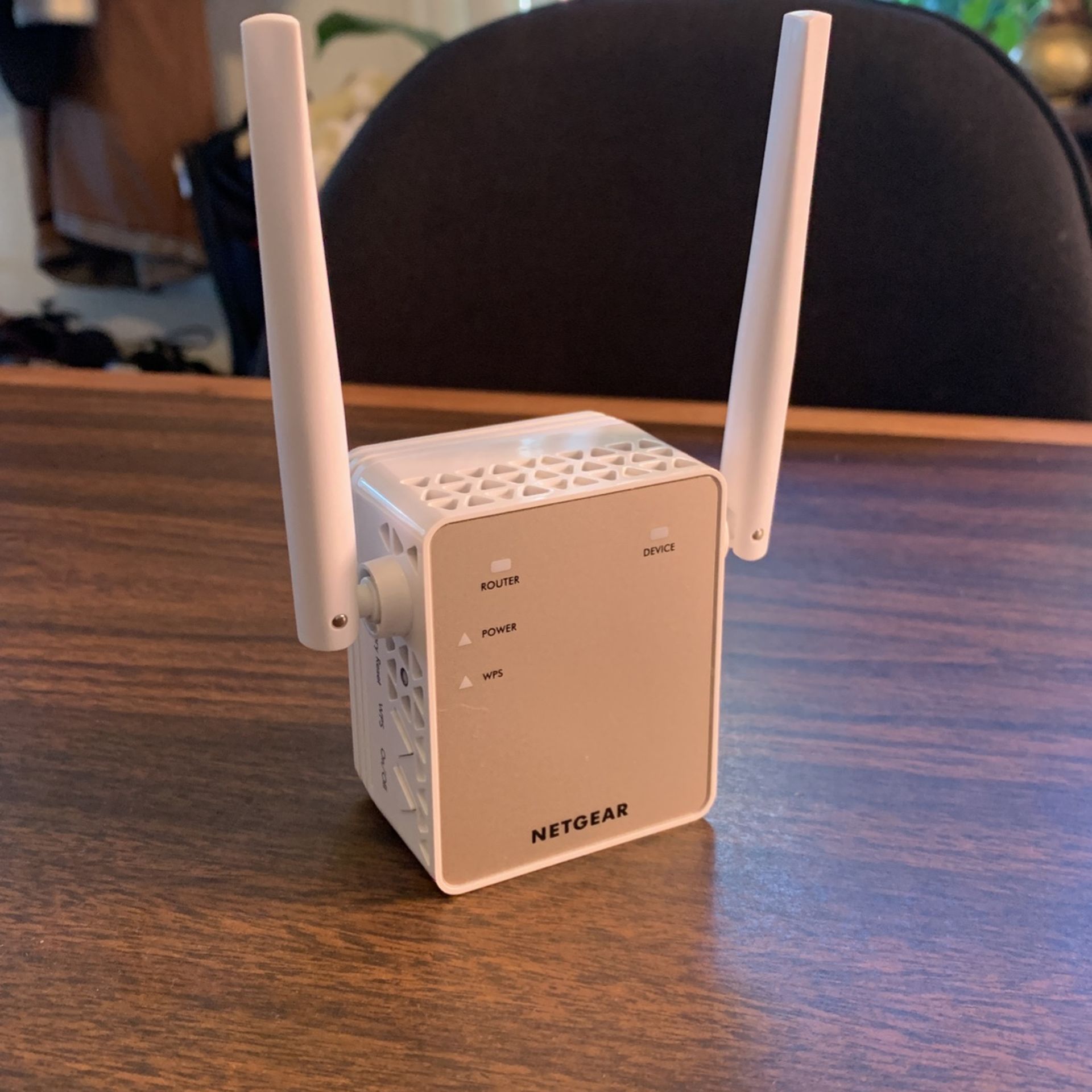 NETGEAR Wi-Fi Range Extender EX6120