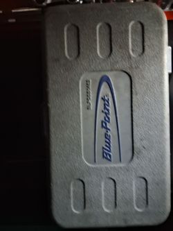 1/4 socket and rachet set 3/16-5/8 and 4mm-14mm