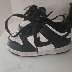 Toddler shoe ,size 7.5