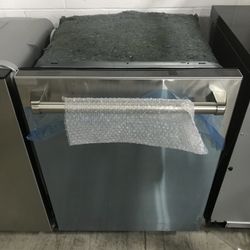 Cosmo 24" Built-in Dishwasher - Stainless Steel Tub