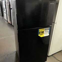 Amana Top Freezer Refrigerator Gloss Black 18 Cu Ft 