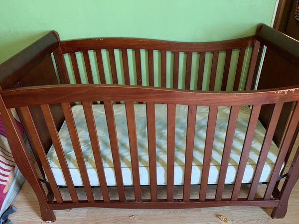 Baby crib and mattress for Sale in Lafayette, IN - OfferUp