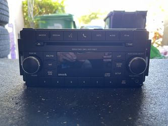 OEM Jk Wrangler Radio