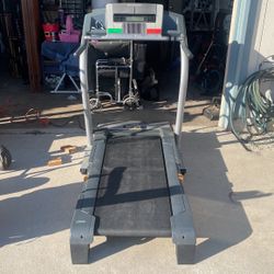 NordicTrack  C2300 Treadmill W/iFit