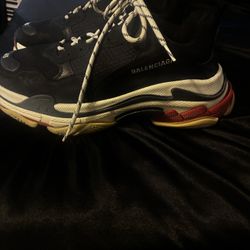 Balenciaga Triple S