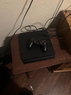PS4 and thrustmaster t300 w/stand