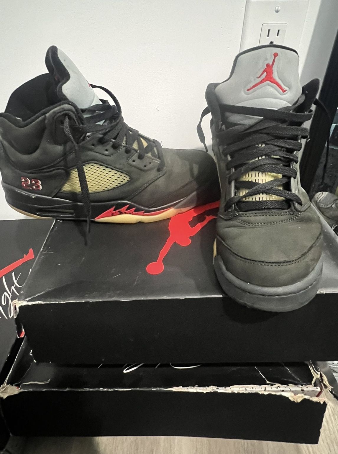 Jordan 5 Retro Gore-Tex Off Noir