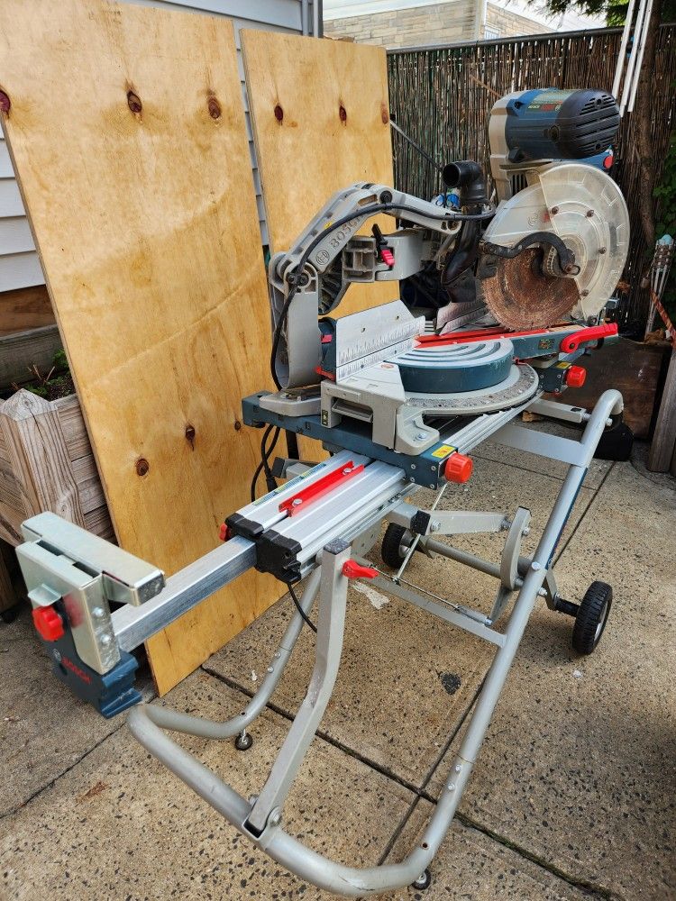Miter Saw Bosch GCM12SD With Stand