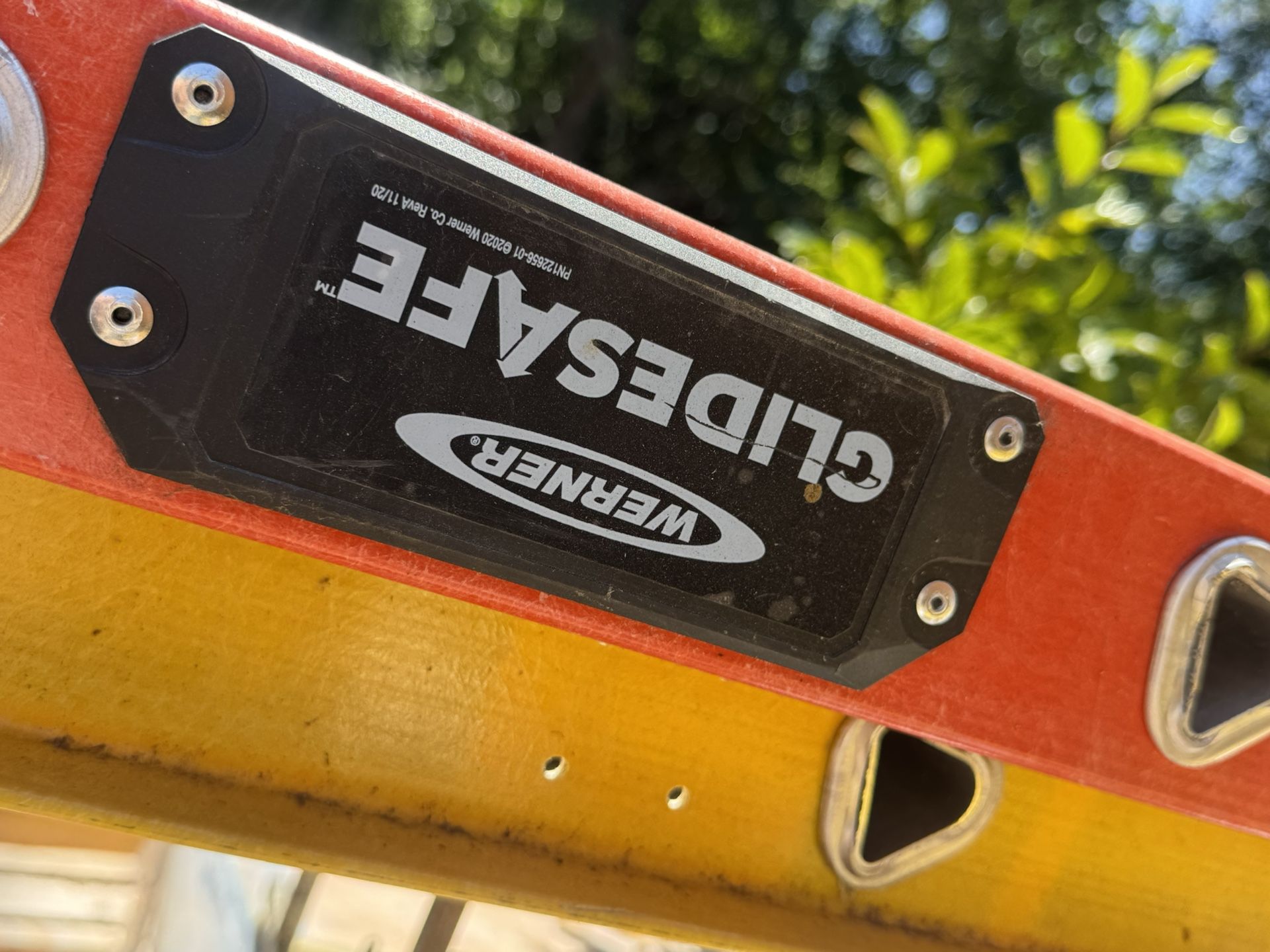  Glidesafe Ladder 32ft 