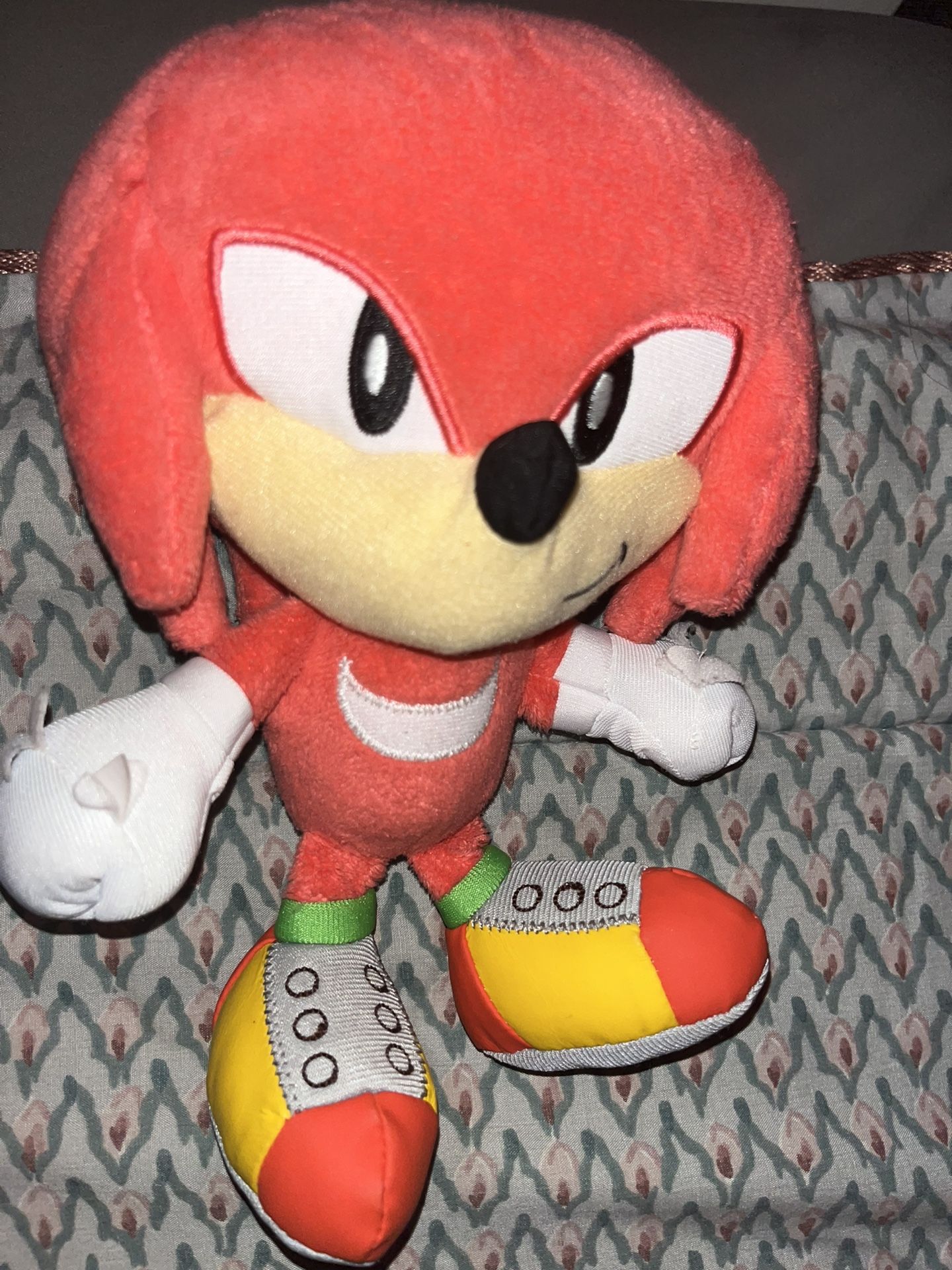 9 Inch Knuckles Plush Sonic