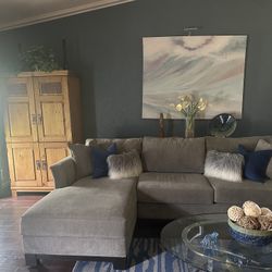 MOVING EVERYTHING MUST GO