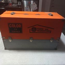 Vintage General Electric Tubes and Transistors Color TV Repairman's GE Case