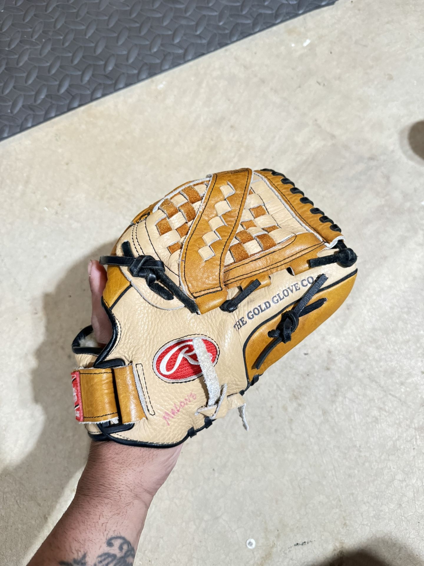 Baseball Glove 