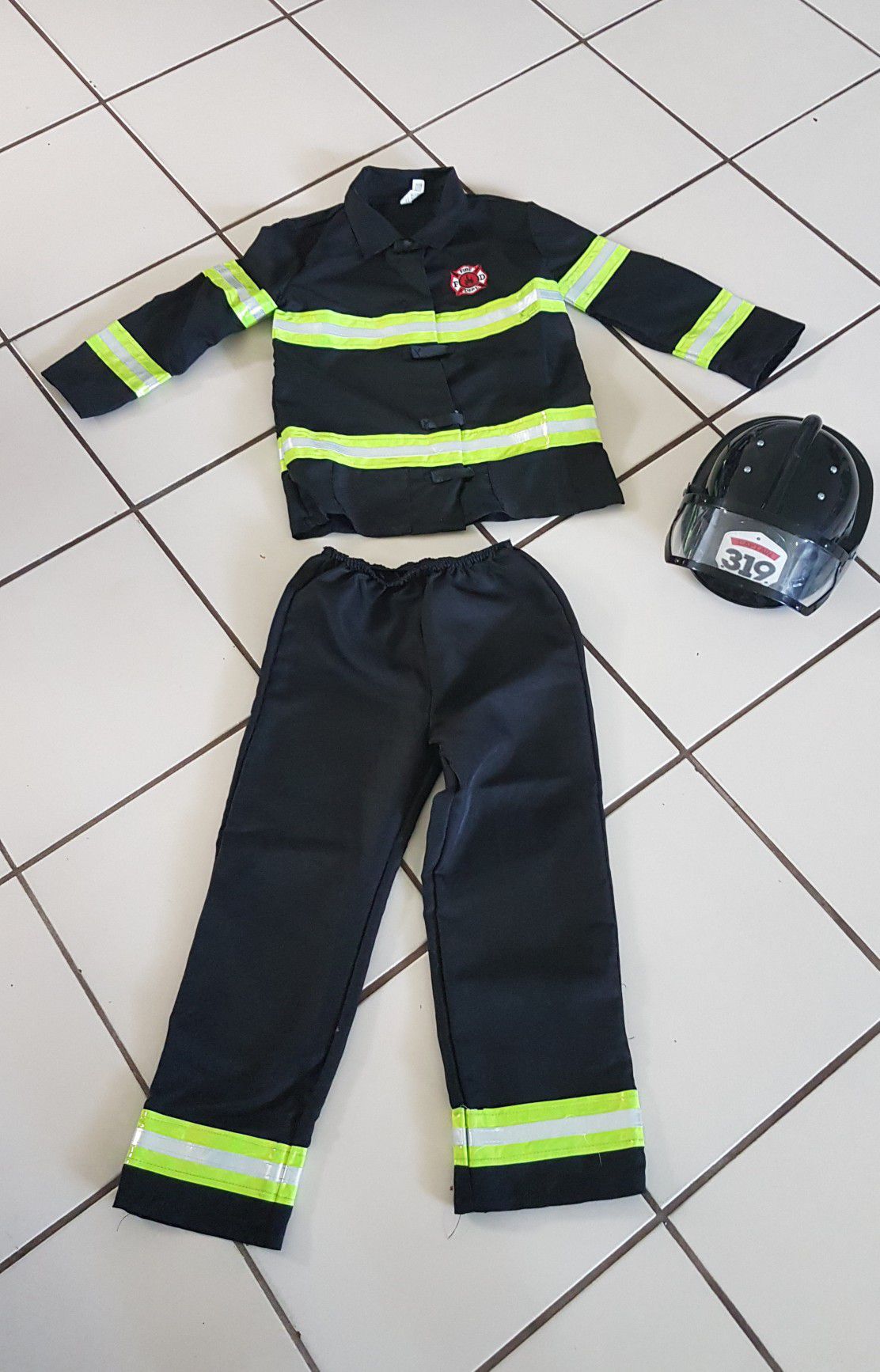 Firefighter (Halloween) Costume, Age 8-10