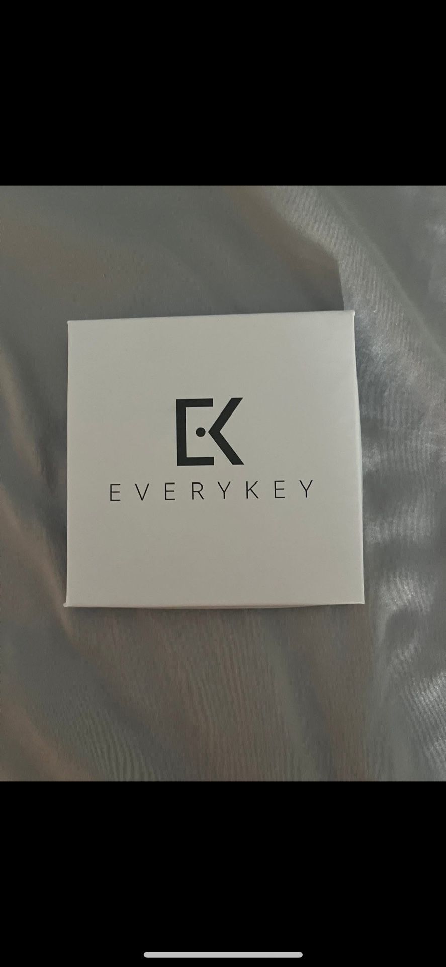 Everykey Smart Key W/ USB Charging Cable