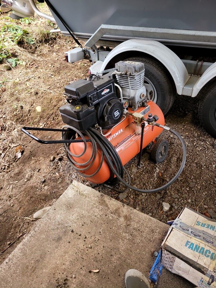 Craftsman 5 Horsepower 20 Gallon Gas Air Compressor