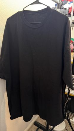 3 Tshirts size 4xl