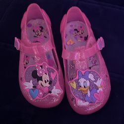 Jelly, Minnie mouse and Daisy 7