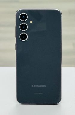 Unlocked Samsung S23 Fe | Works with All Carriers | Desbloqueado