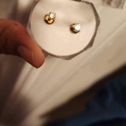 14carat Gold Studs