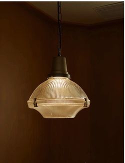 Glass pendant light, brand new in box, measurements in photos