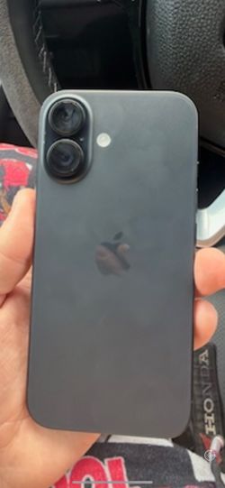 iPhone 16