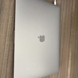 MacBook Pro  2019 Touchbar