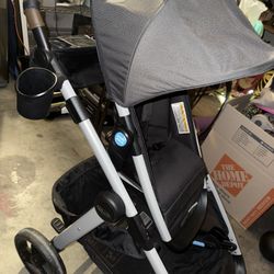 Modes™ Nest2Grow™ DLX Travel System