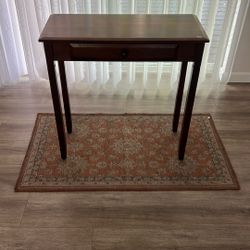 Accent Table