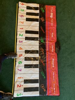 FAO Schwarz giant dance mat piano