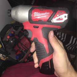 Milwaukee Impact Driver 