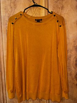 Women’s shirt